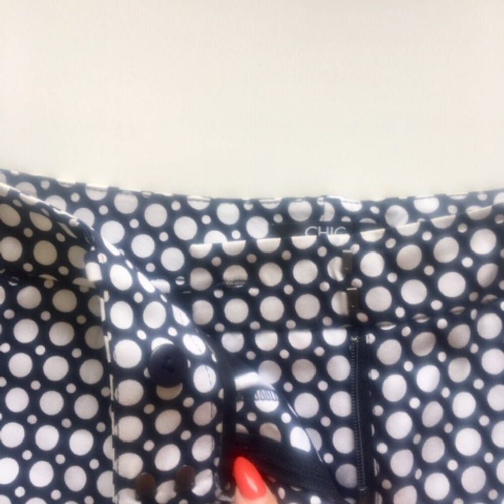 Jacob chic shorts size2 - Picture 2 of 6